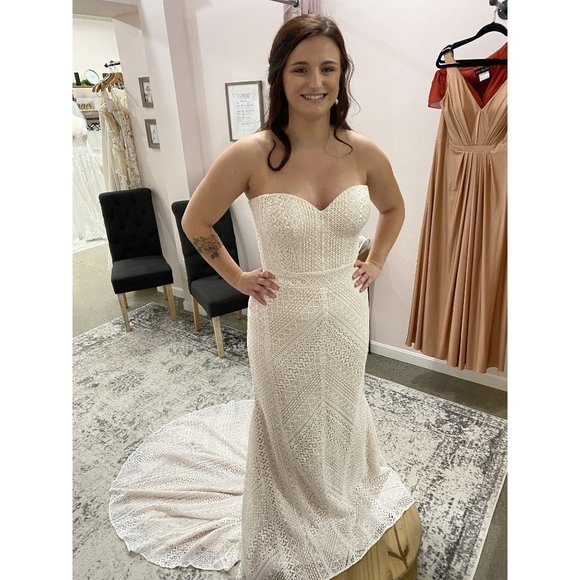 Maggie Sottero Dover Wedding Gown Size 14 NEW - Picture 10 of 11